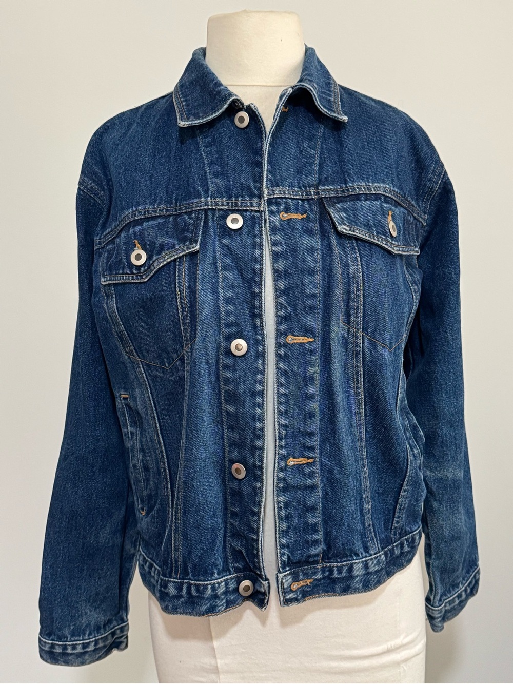 Vintage Women’s Classic Denim Jacket - Blue Jeans
